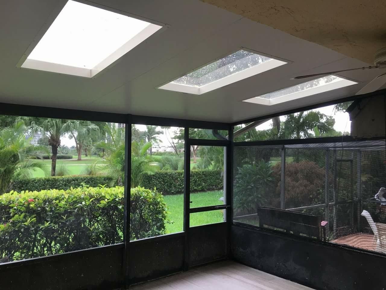 Pool enclosure skylight, photo 2